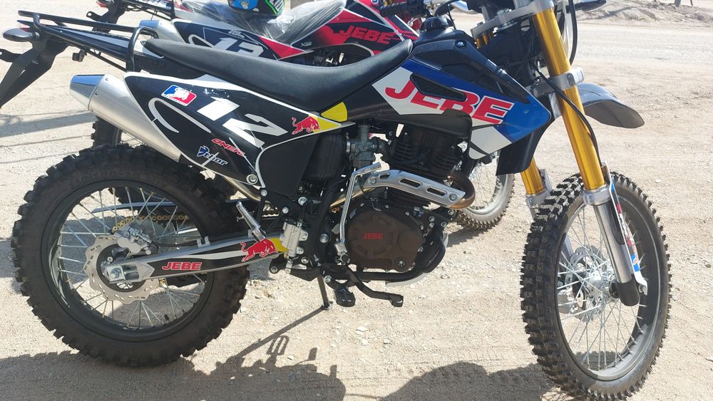 мотоцикл эндурo  250куб