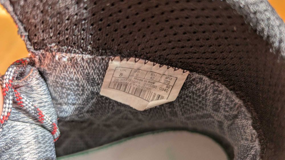 Bocanci hiking Lowa Cevedale Pro GTX (prinderi colțari semi-automați)