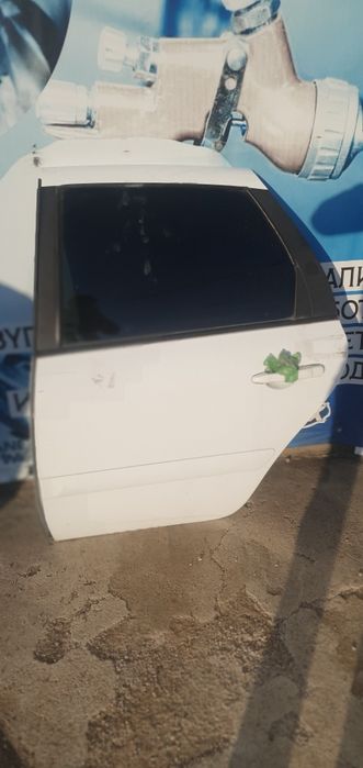 Продам дверь лада гранта