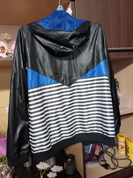 Ветровка для подростка