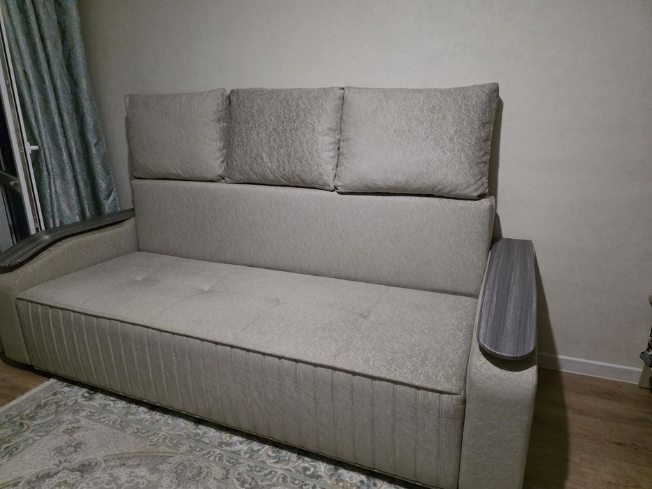 Продам диван новый