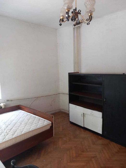 апартамент под наем, 2 спални + хол + кухня, широк център, 330 Е