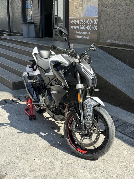 CFMOTO 450nk streetbike