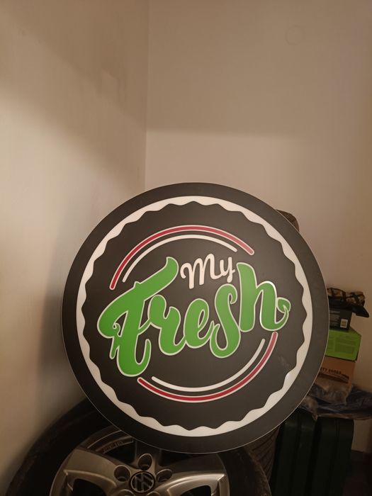 Светеща табела за fresh