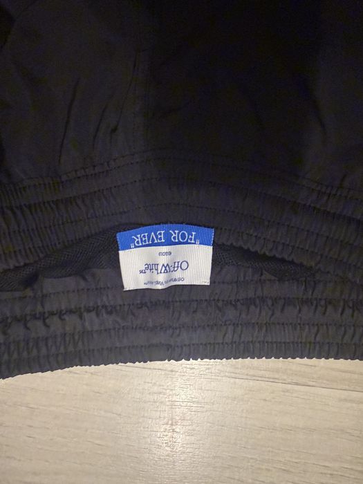 Pantaloni scurti de baie