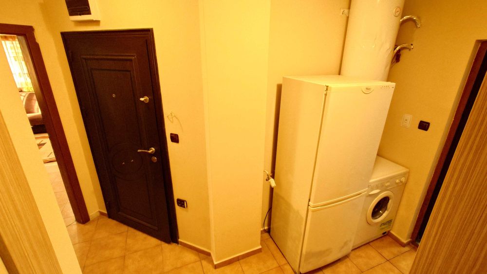 Продава се Двустаен апартамент в Айтос - 60 кв.м за 950 €/кв.м - Снимка #4