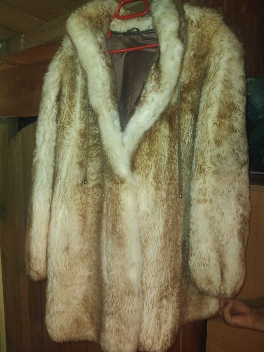 Blană de vulpe roșie