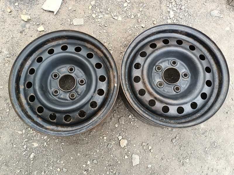 Продам оригинальные металлические диски на автомашину Honda