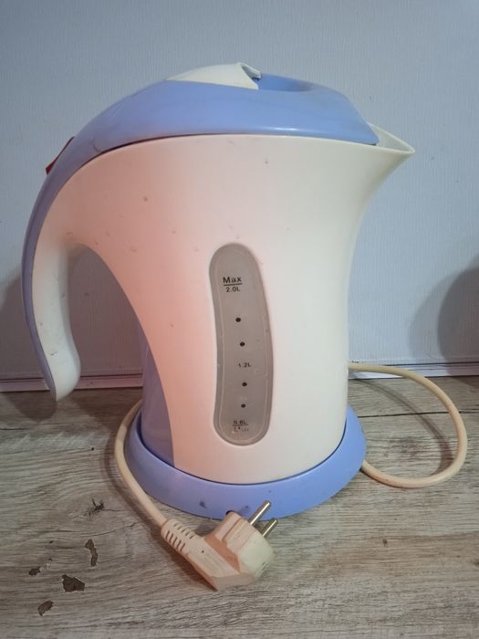 Чайники электрические продам