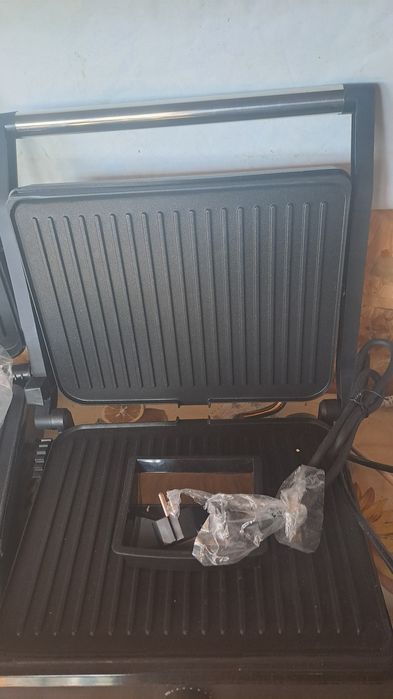 Gril electric putere 2600 w
