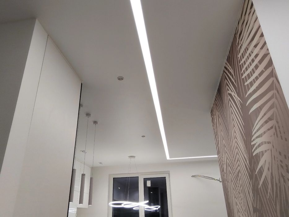 Натяжные потолки