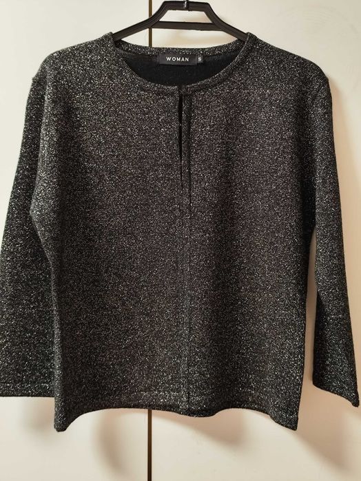 Ефектна, елегантна, финна жилетка в черно и сребриста нишка