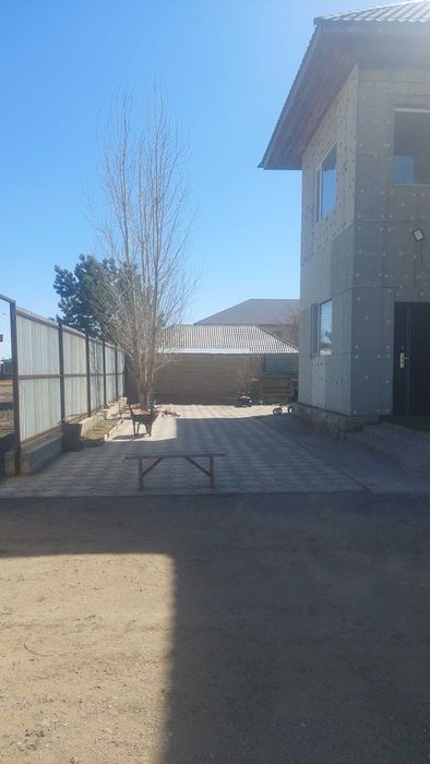 Продам коттедж недостроенный