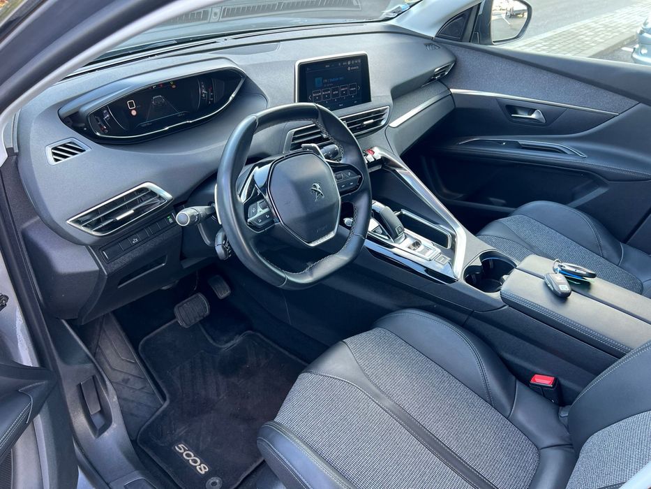 Peugeot 5008/An 2020/Diesel/Allure/Full extra
