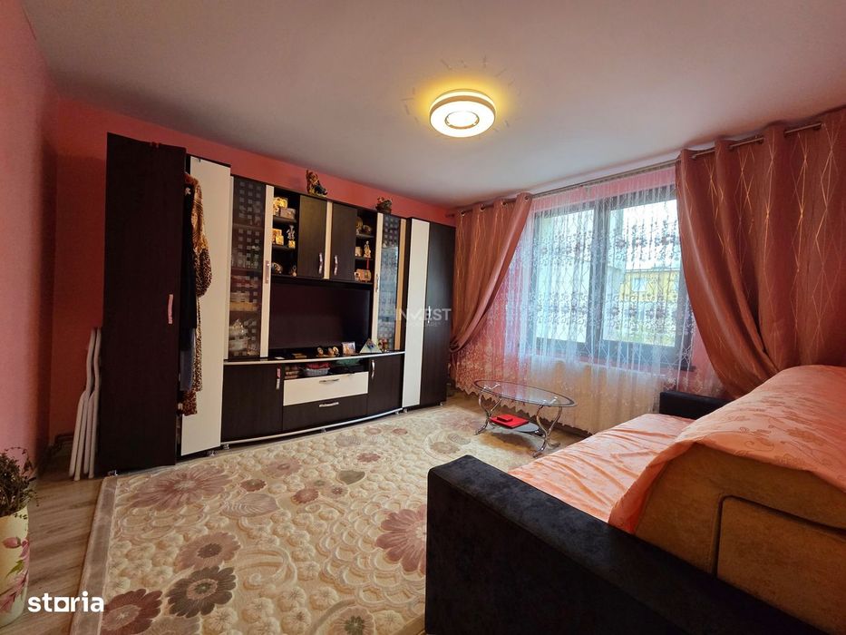 Apartament de 3 camere, decomandat, zona Piata Voievozilor-Alexandru c