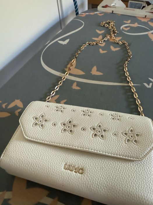 Дамска чанта Furla естествена кожа с дантела от кожа