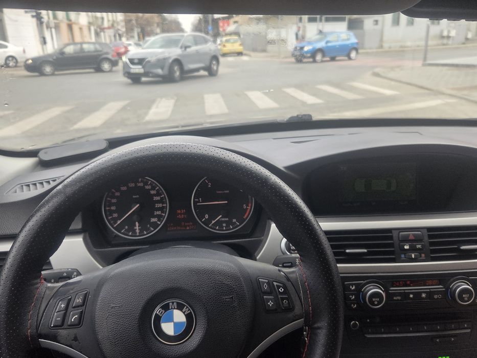 Vand Bmw 320D din 2008