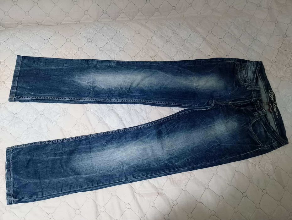 Ефектни дънки FUGA Denim - с изтъркан ефект, 27 лева, размер С/M