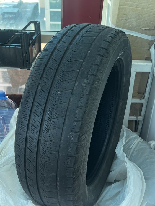 Продам шины б/у 50% остаток