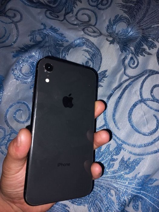 iPhone xr kafolatli