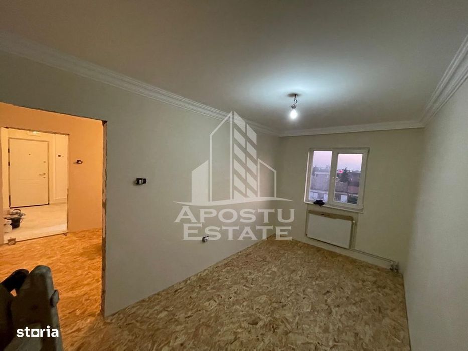 Apartament cu 2 camere, semidecomandat, renovat, zona Sagului.