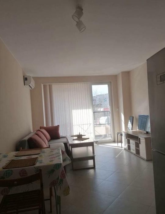 Дава се под наем Двустаен апартамент в Пловдив, Тракия - 69 кв.м за 450 € - Снимка #1