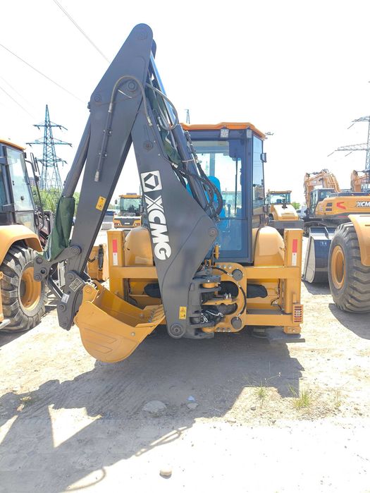 Экскаватор-погрузчик XCMG XC870HK  1 куб - 0,2