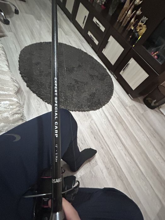 Шаранджийски въдица с макара