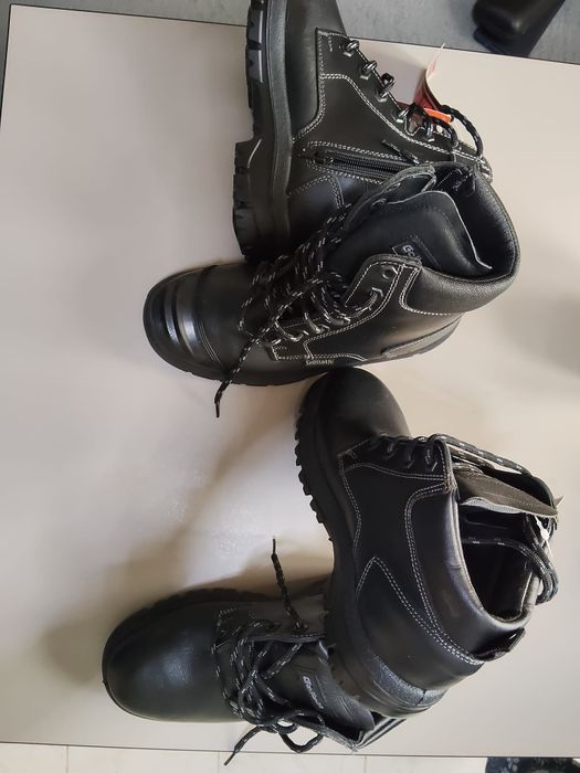 Vând ghete din piele GOLIATH