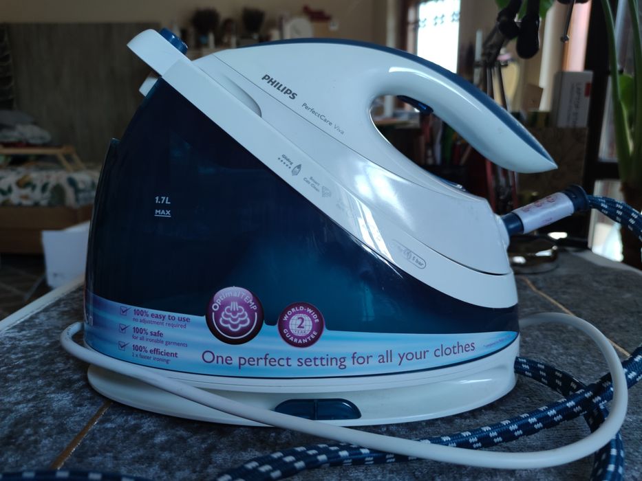Stație de călcat Philips PerfectCare Viva – o singură utilizare, ca nouă, stare excelentă, funcție auto-curatare