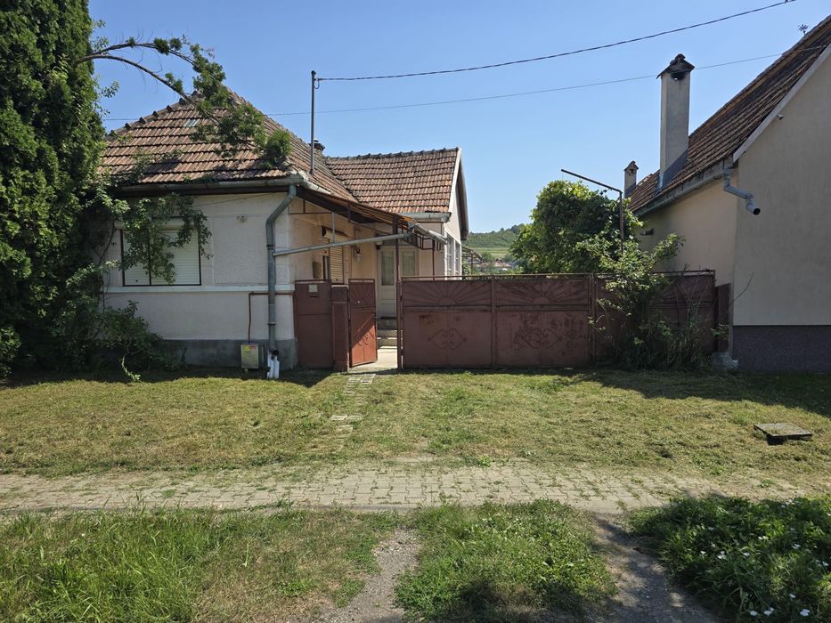 Casa de  locuit in Petelea