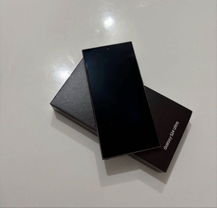 Samsung s24 ULTRA / 256 GB / 98% Bateria
