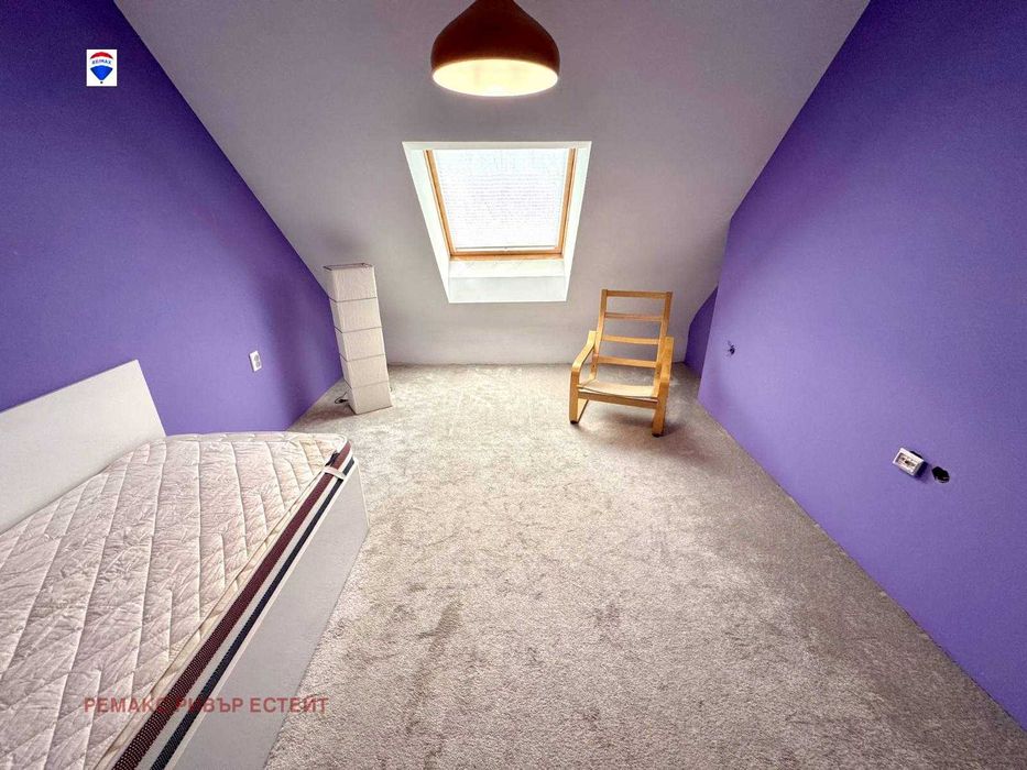 Дава се под наем Тристаен апартамент в Русе, Център - 118 кв.м за 612 € - Снимка #9