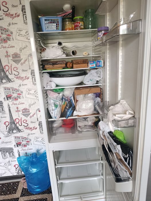 Продается Холодильник muzhona