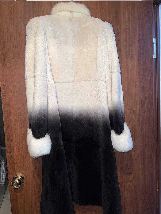 Продаю норковую шубу