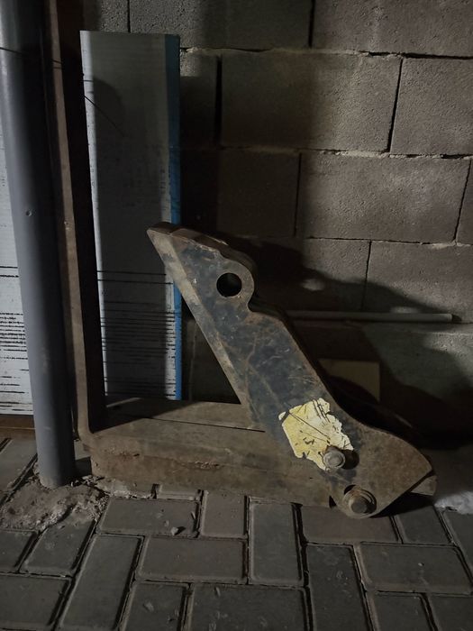 Продам палетные вилы на JCB 3/1