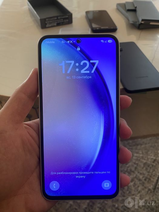 Samsung Galaxy A54 5G — 128 ГБ отличное состояние