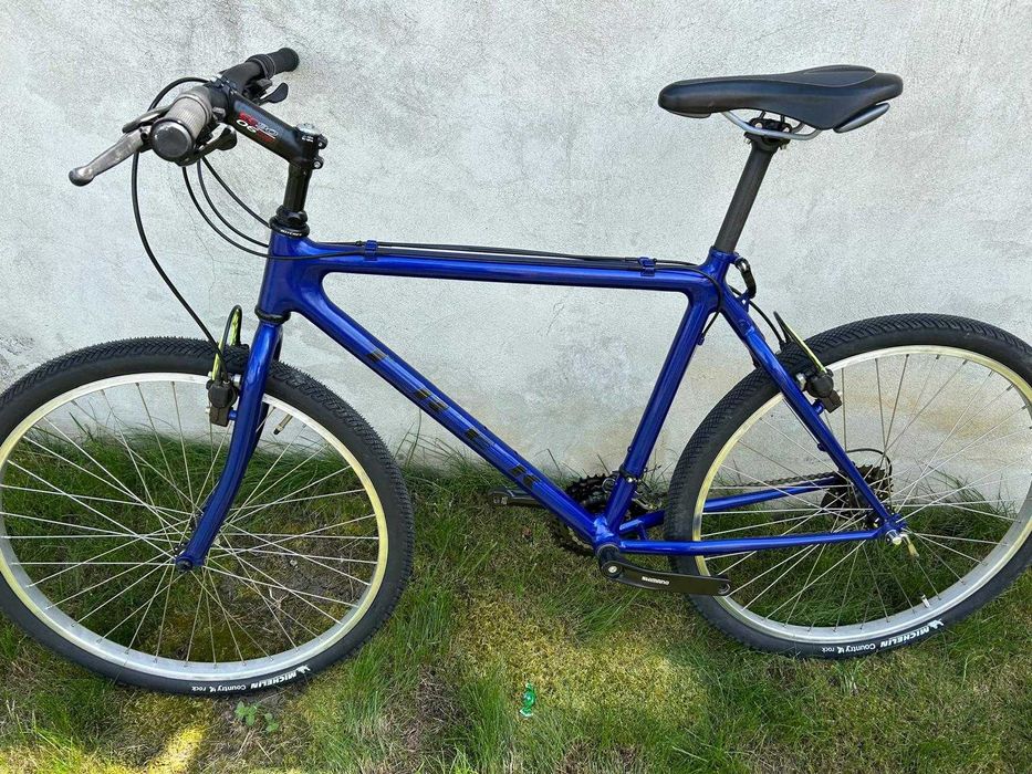 Bicicleta cadru carbon (ca nouă)