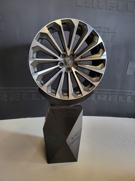 21цола Audi Ауди A8 А8