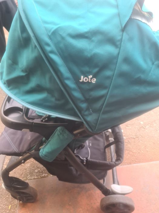 Коляска детская зеленая