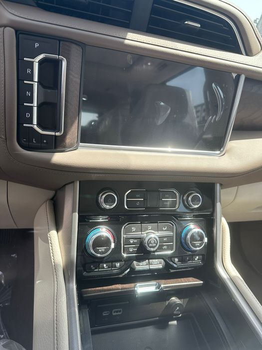 GMC yukon  DENALI ва SLT