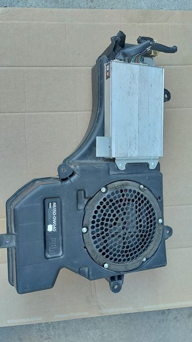 Сабвуфер JBL  Toyota 4 Runner
