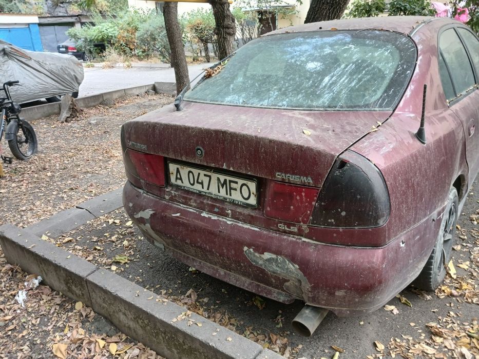 Продам митсубиси каризма