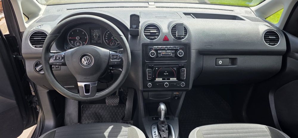 Vând Volkswagen Caddy Maxi 2.0 TDI DSG 4x4