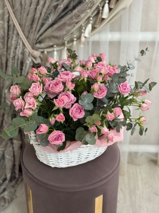 Продам свежий букет кустовых роз