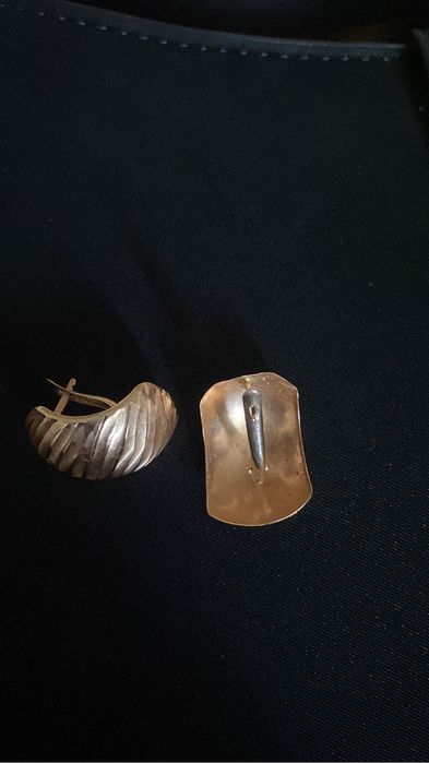 Продам серги золота
