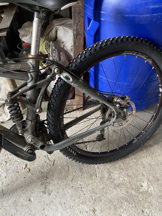 bicicleta trek full suspension