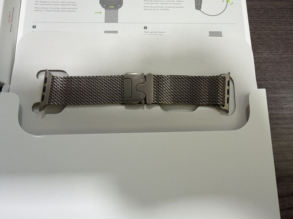 Apple Watch Ultra 3, Natural Ti, Milanese Loop, 2г. гаранция