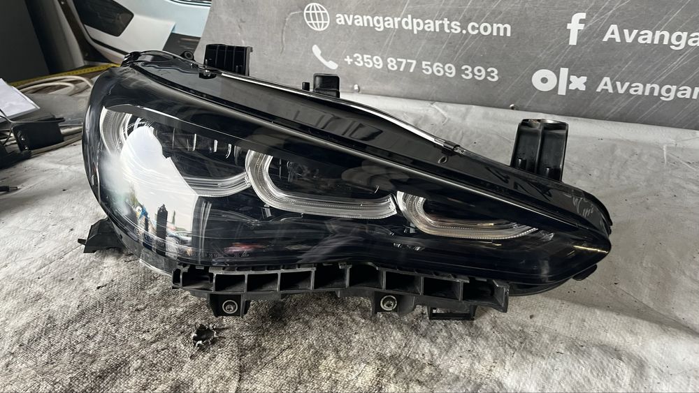 Alfa Romeo Giulia десен фар