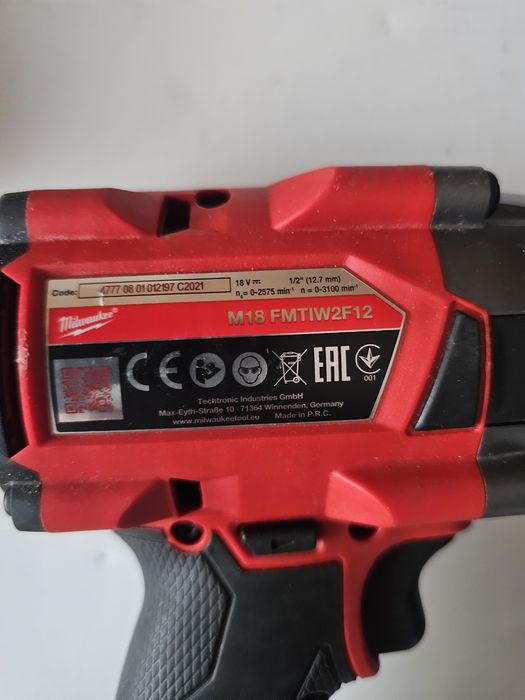 Milwaukee impact 18v brushless